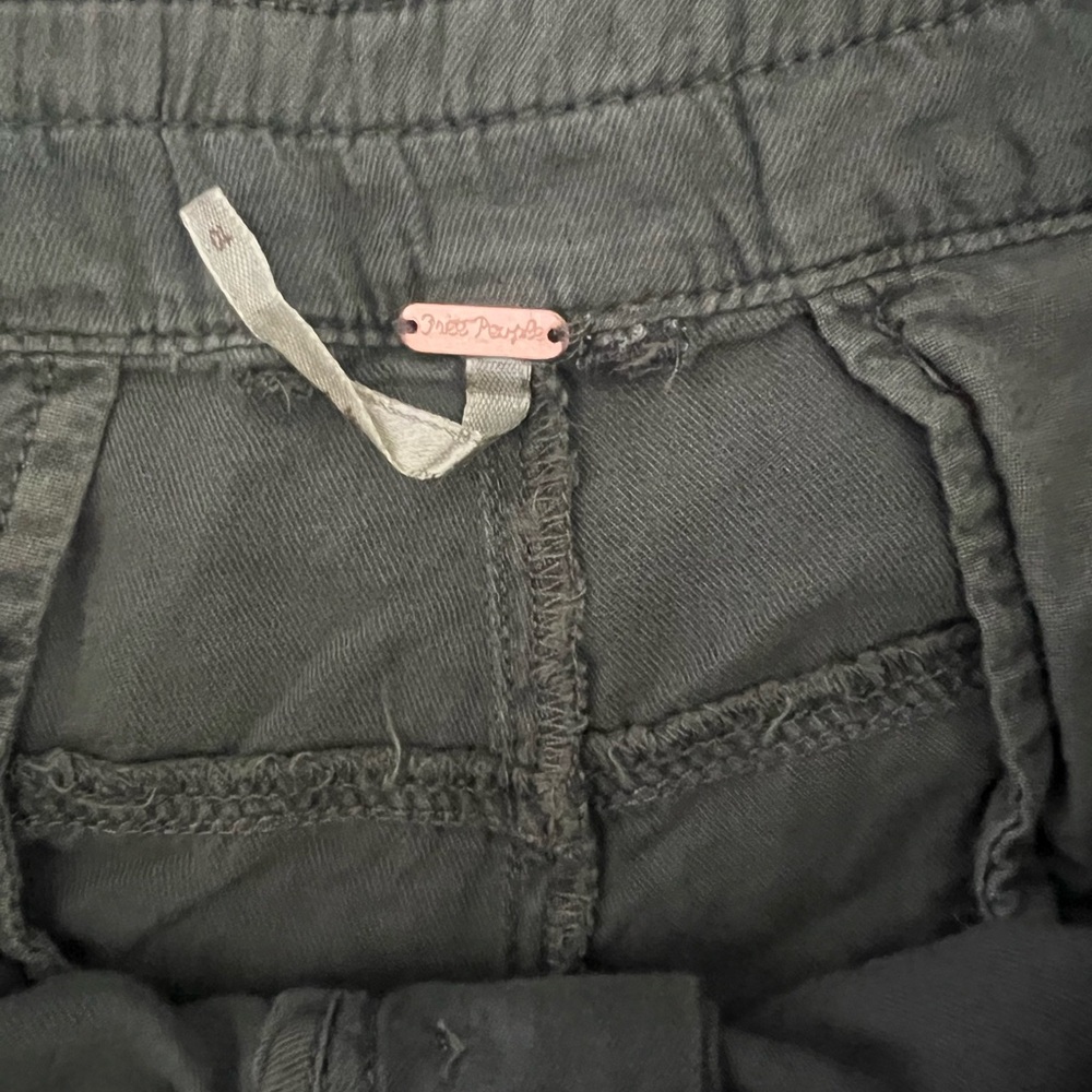 Free People Utility Shorts | Army Green Boho Size 10 - Picture 3 of 4